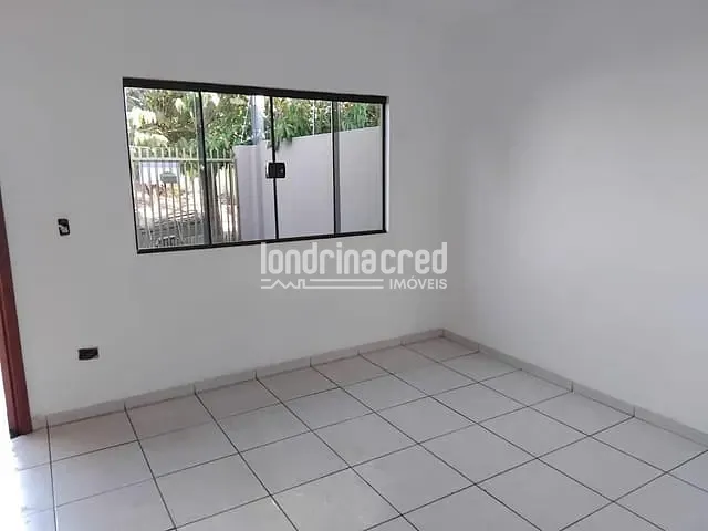 Casa com 125m² 3 quartos e 2 banheiros, à venda, no bairro Jardim Pequena Londres em Londrina