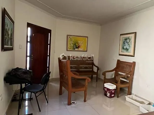 Casa com 275m² 4 quartos e 3 banheiros, à venda, no bairro Jardim Leblon em Campo Grande