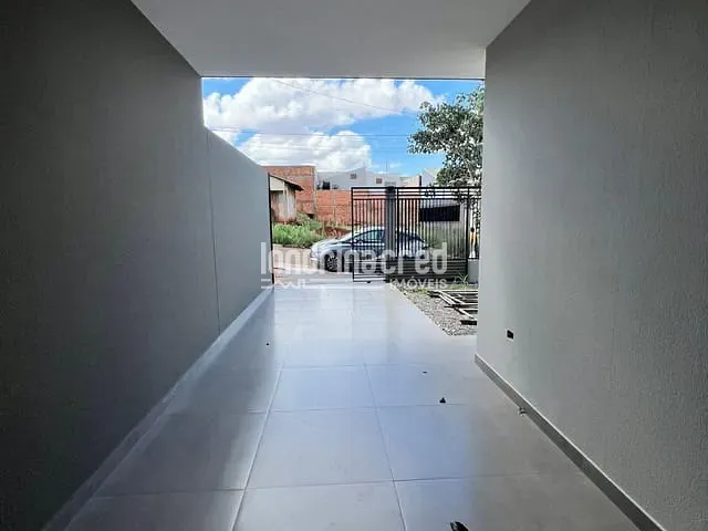 Casa com 125m² 2 quartos e 2 banheiros, à venda, no bairro Jardim Parana em Cambé