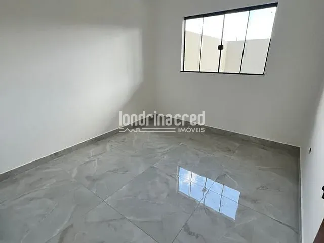 Casa com 125m² 2 quartos e 2 banheiros, à venda, no bairro Jardim Parana em Cambé