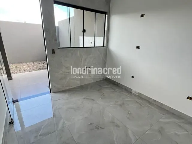 Casa com 125m² 2 quartos e 2 banheiros, à venda, no bairro Jardim Parana em Cambé