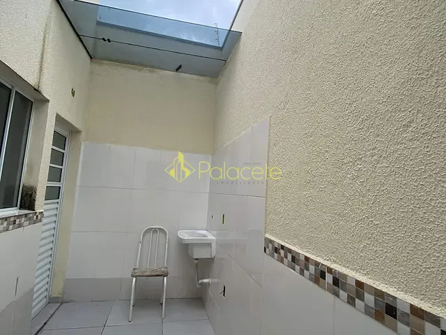 Casa 2 quartos e 1 banheiro, à venda, no bairro Conjunto Habitacional Terra dos Ipês II (Fase II) em Pindamonhangaba