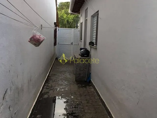 Casa com 125m² 2 quartos e 2 banheiros, à venda, no bairro Jardim Cristina em Pindamonhangaba
