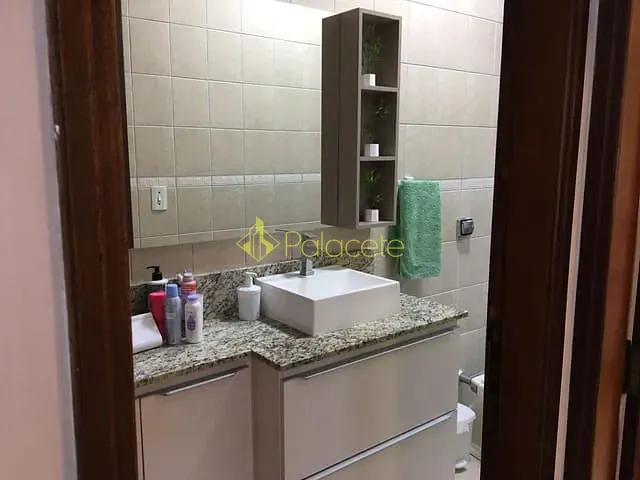 Casa com 125m² 2 quartos e 2 banheiros, à venda, no bairro Jardim Cristina em Pindamonhangaba