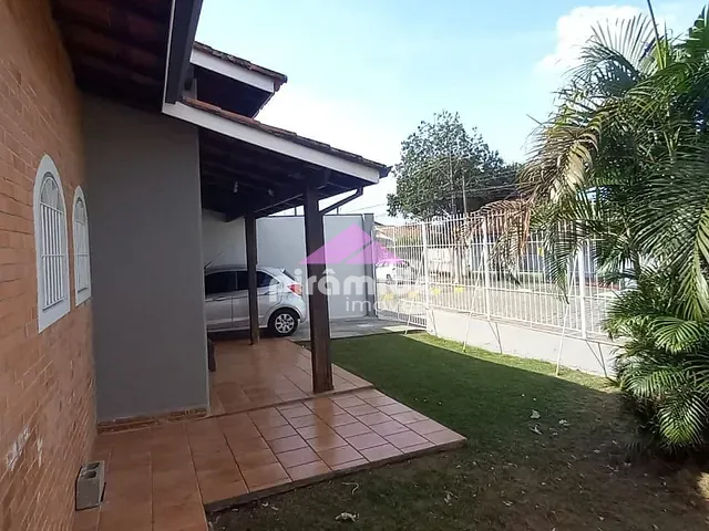 Casa com 250m² 3 quartos e 1 banheiro, à venda, no bairro Jardim Primavera em Caraguatatuba
