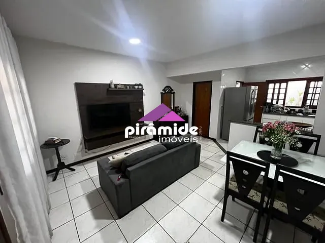 Casa com 134m² 3 quartos e 1 banheiro, à venda, no bairro Jardim Paraíso em São José dos Campos