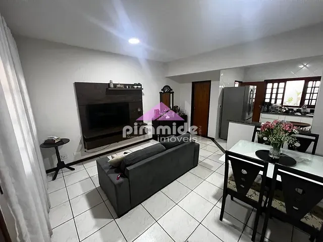 Casa com 134m² 3 quartos e 1 banheiro, à venda, no bairro Jardim Paraíso em São José dos Campos