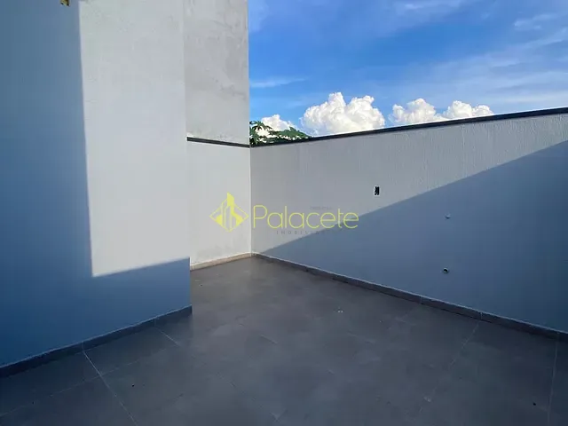 Casa 2 quartos e 1 banheiro, à venda, no bairro Conjunto Habitacional Terra dos Ipês I (Sul) em Pindamonhangaba