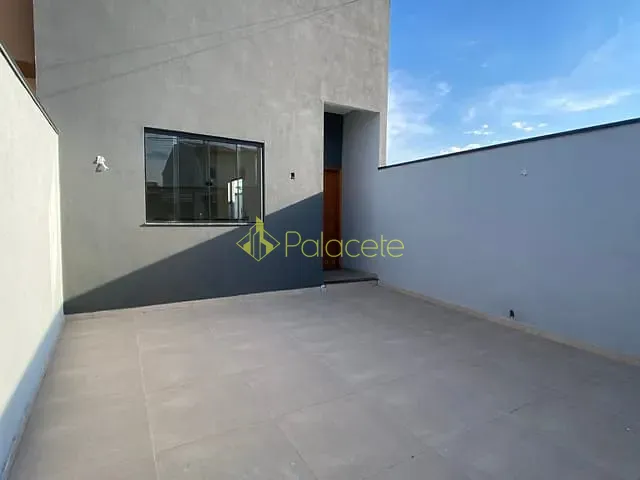 Casa 2 quartos e 1 banheiro, à venda, no bairro Conjunto Habitacional Terra dos Ipês I (Sul) em Pindamonhangaba