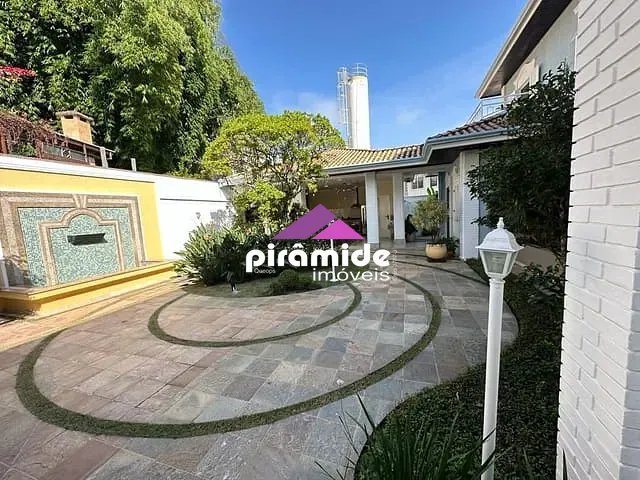 Casa com 543m² 3 quartos e 4 banheiros, à venda, no bairro Urbanova em São José dos Campos