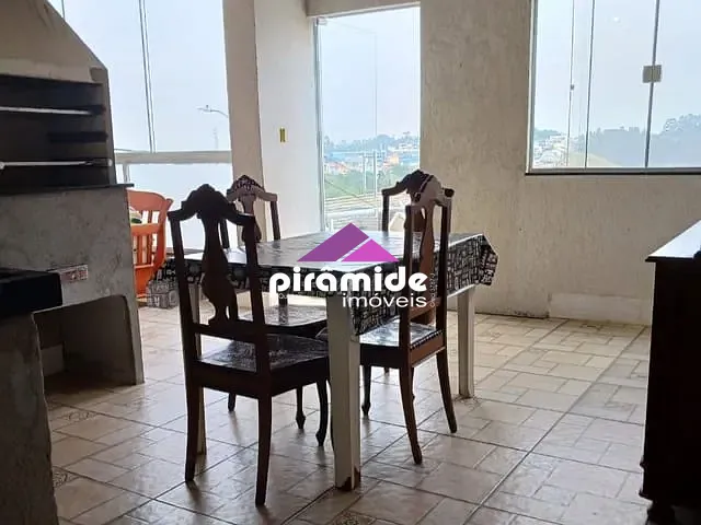 Casa com 318m² 3 quartos e 3 banheiros, à venda, no bairro Condomínio Residencial Mantiqueira em São José dos Campos