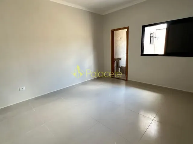 Casa 3 quartos e 1 banheiro, à venda, no bairro Loteamento Industrial Água Preta em Pindamonhangaba