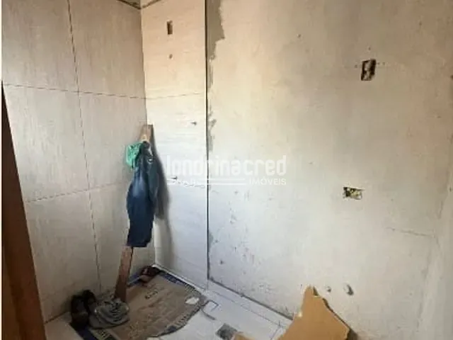 Casa com 74m² 3 quartos e 2 banheiros, à venda, no bairro Golden Park II em Londrina