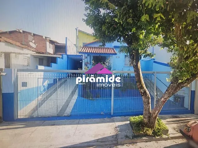 Casa com 250m² 3 quartos e 3 banheiros, à venda ou para alugar, no bairro Vila Terezinha em São José dos Campos