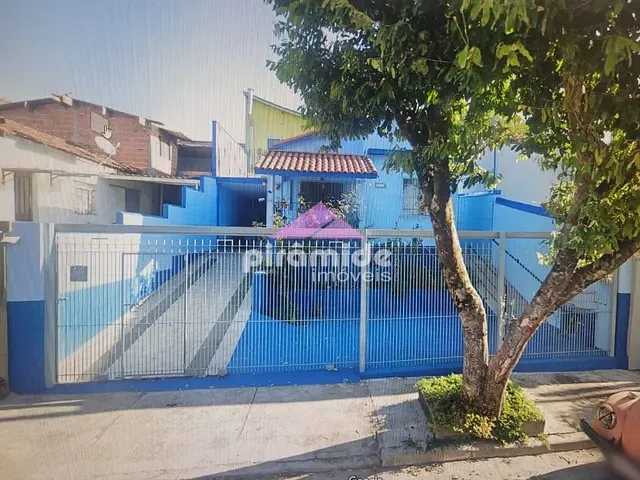 Casa com 250m² 3 quartos e 3 banheiros, para alugar, no bairro Vila Terezinha em São José dos Campos