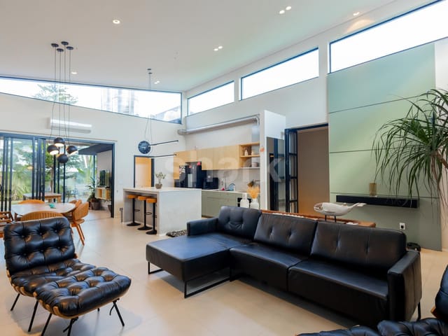 Casa com 561m² 3 quartos e 5 banheiros, à venda, no bairro Cidade Tamboré em Santana de Parnaíba