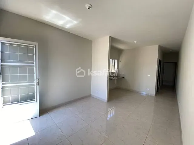 Casa com 48m², para alugar, no bairro Residencial Estrela Park em Campo Grande