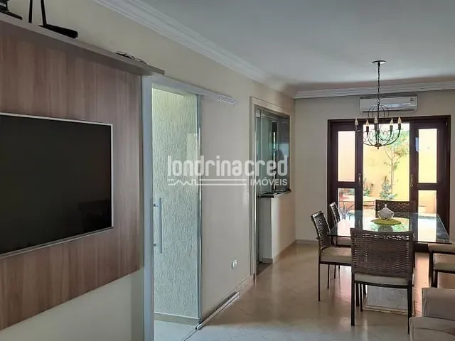 Casa com 264m² 3 quartos e 2 banheiros, à venda, no bairro Condomínio Gralha Azul III em Londrina