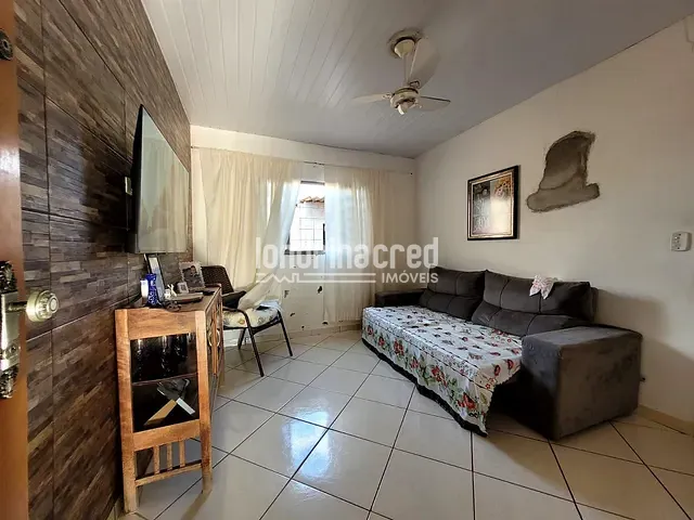 Casa com 250m² 3 quartos e 2 banheiros, à venda, no bairro Jardim Continental em Londrina