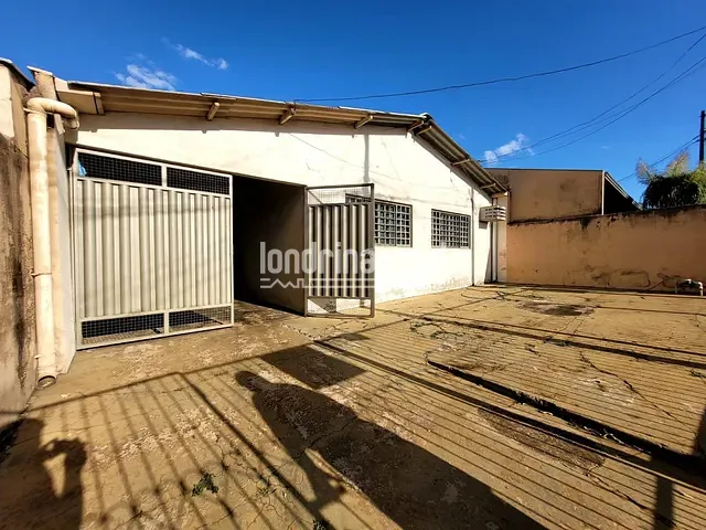 Casa com 250m² 3 quartos e 2 banheiros, à venda, no bairro Jardim Continental em Londrina