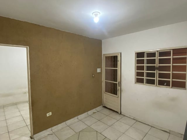 Casa com 125m² 2 quartos e 1 banheiro, à venda, no bairro Residencial Comercial Cidade Vista Alegre em Pindamonhangaba
