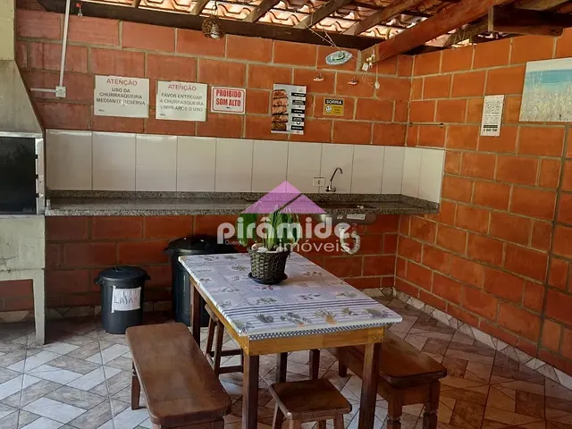 Casa com 77m² 1 quarto e 1 banheiro, à venda, no bairro Praia do Sape em Ubatuba