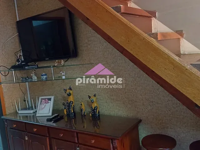 Casa com 77m² 1 quarto e 1 banheiro, à venda, no bairro Praia do Sape em Ubatuba