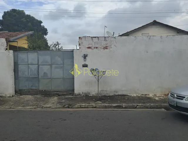 Casa 3 quartos e 2 banheiros, para alugar, no bairro karina em Pindamonhangaba