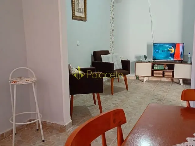 Casa com 246m² 2 quartos e 1 banheiro, à venda, no bairro Conjunto Habitacional Terra dos Ipês I (Sul) em Pindamonhangaba
