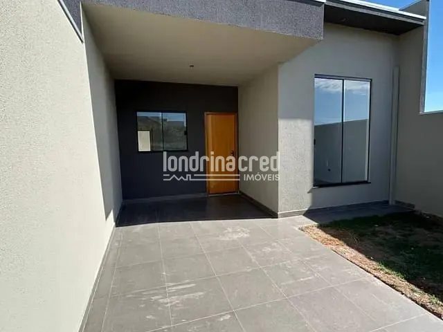 Casa com 130m² 2 quartos e 1 banheiro, à venda, no bairro Colinas em Londrina