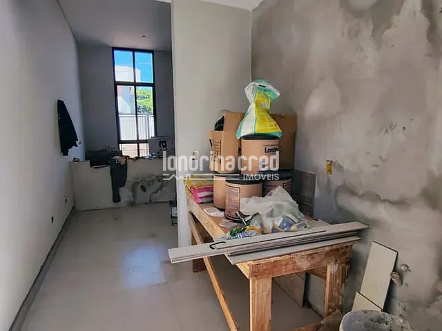 Casa com 125m² 3 quartos e 2 banheiros, à venda, no bairro Jardim Portal de Itamaracá em Londrina