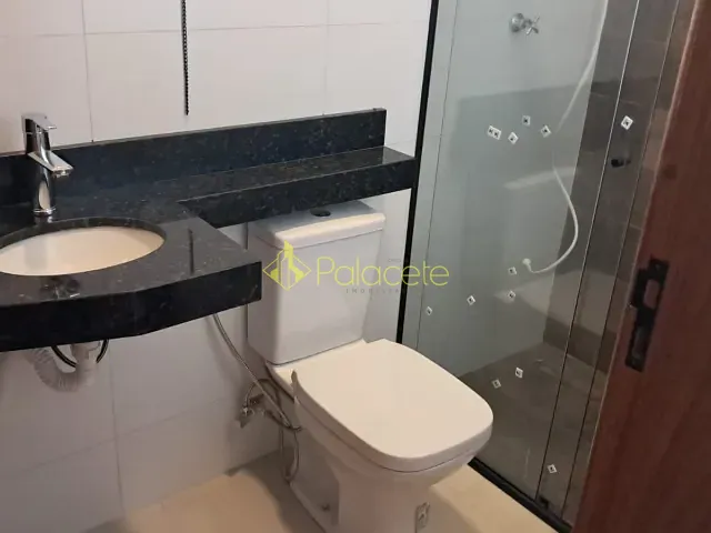 Casa 2 quartos e 2 banheiros, à venda, no bairro Residencial Mombaça I em Pindamonhangaba