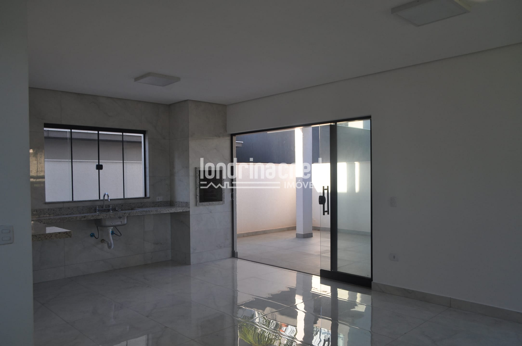 Casa, 4 quartos, 257 m² - Foto 4