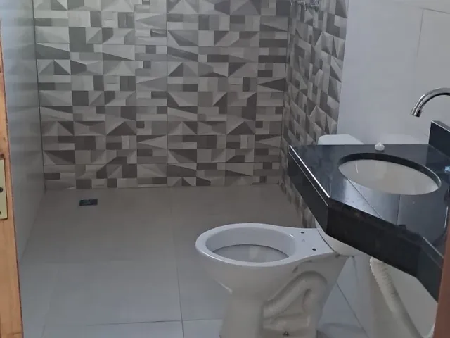 Casa 3 quartos e 2 banheiros, à venda, no bairro Conjunto Residencial Araretama em Pindamonhangaba