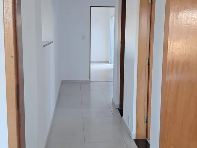 Casa 3 quartos e 2 banheiros, à venda, no bairro Conjunto Residencial Araretama em Pindamonhangaba