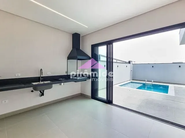 Casa com 250m² 3 quartos e 2 banheiros, à venda, no bairro Condomínio Vem Viver Jacareí em Jacareí