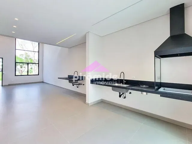 Casa com 250m² 3 quartos e 2 banheiros, à venda, no bairro Condomínio Vem Viver Jacareí em Jacareí