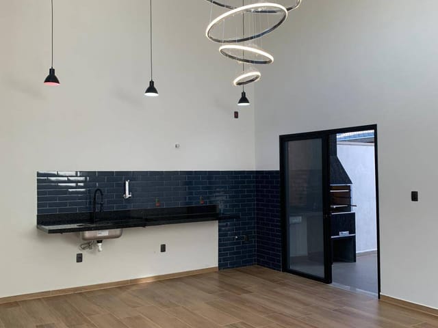 Casa com 175m² 3 quartos e 3 banheiros, à venda, no bairro Residencial Maricá em Pindamonhangaba