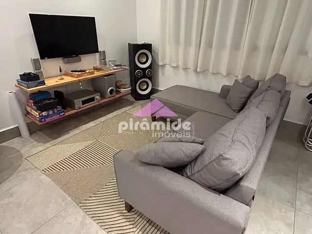 Casa com 191m² 2 quartos e 2 banheiros, à venda, no bairro Centro em Caraguatatuba