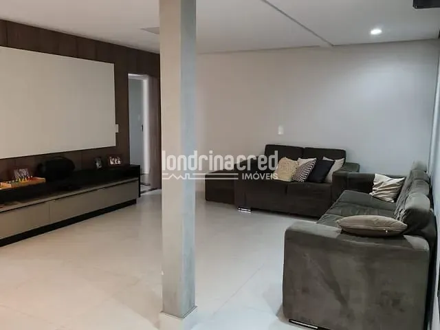 Casa 3 quartos e 2 banheiros, à venda, no bairro Jardim Presidente em Londrina