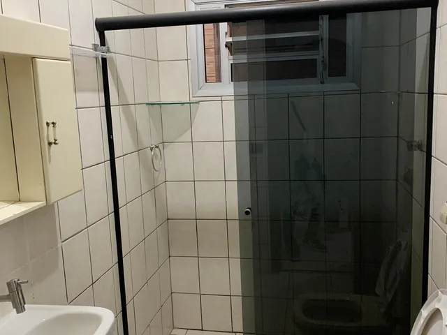 Casa 3 quartos e 3 banheiros, para alugar, no bairro Vila Rica em Pindamonhangaba