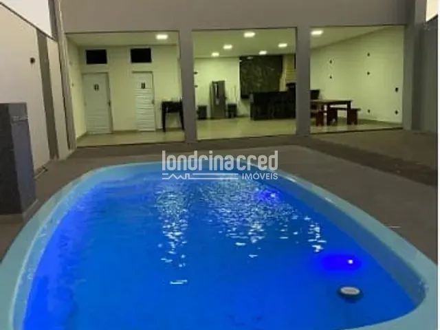 Casa com 250m², à venda, no bairro Conjunto Café em Londrina
