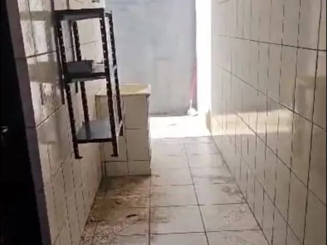 Casa com 320m² 6 quartos e 5 banheiros, à venda, no bairro Cidade Nova em Pindamonhangaba