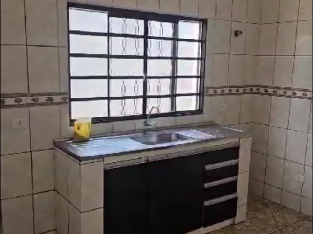 Casa com 320m² 6 quartos e 5 banheiros, à venda, no bairro Cidade Nova em Pindamonhangaba