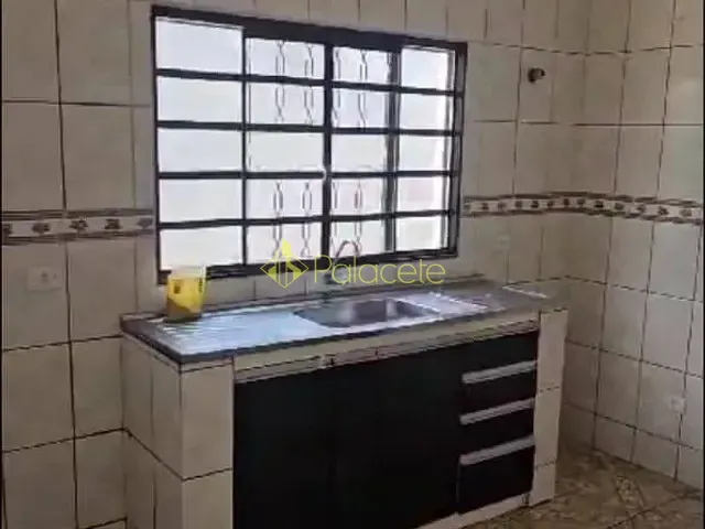 Casa com 320m² 6 quartos e 5 banheiros, à venda, no bairro Cidade Nova em Pindamonhangaba