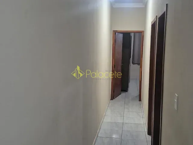 Casa com 150m² 2 quartos e 1 banheiro, à venda, no bairro Jardim Regina (Moreira César) em Pindamonhangaba