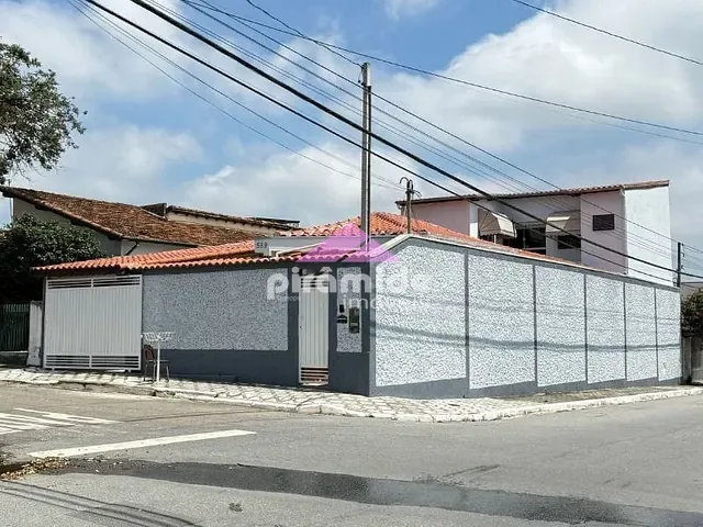 Casa com 248m² 6 quartos e 4 banheiros, à venda, no bairro Vila Resende em Caçapava