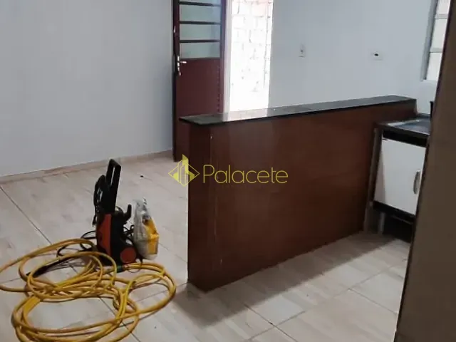 Casa com 125m² 2 quartos e 1 banheiro, à venda, no bairro Residencial Mantiqueira em Pindamonhangaba