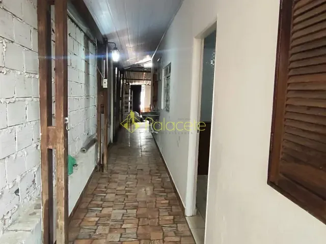 Casa com 125m² 2 quartos e 1 banheiro, à venda, no bairro Residencial Mantiqueira em Pindamonhangaba