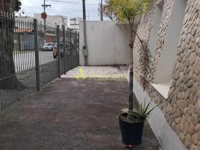 Casa 3 quartos e 2 banheiros, à venda, no bairro boa vista em Pindamonhangaba
